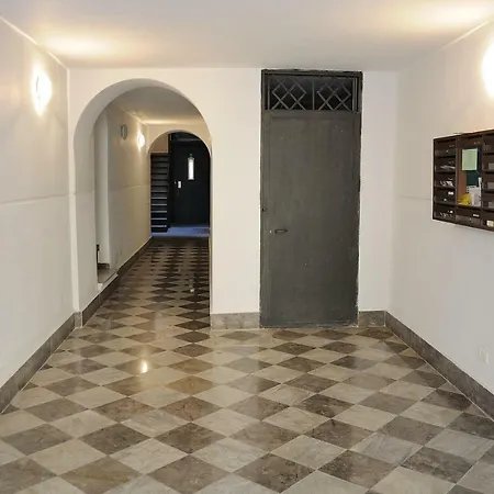 Argo's Apartment