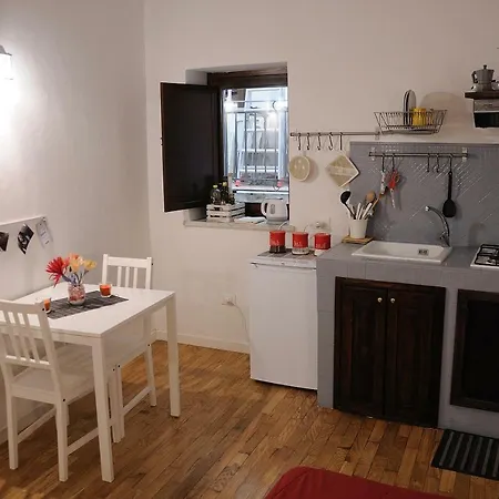 Argo's Apartment *